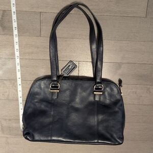 Elegant Navy Dark Leather Tote Bag Naturalizer